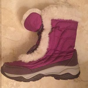 The north face girls faux fur snow boots